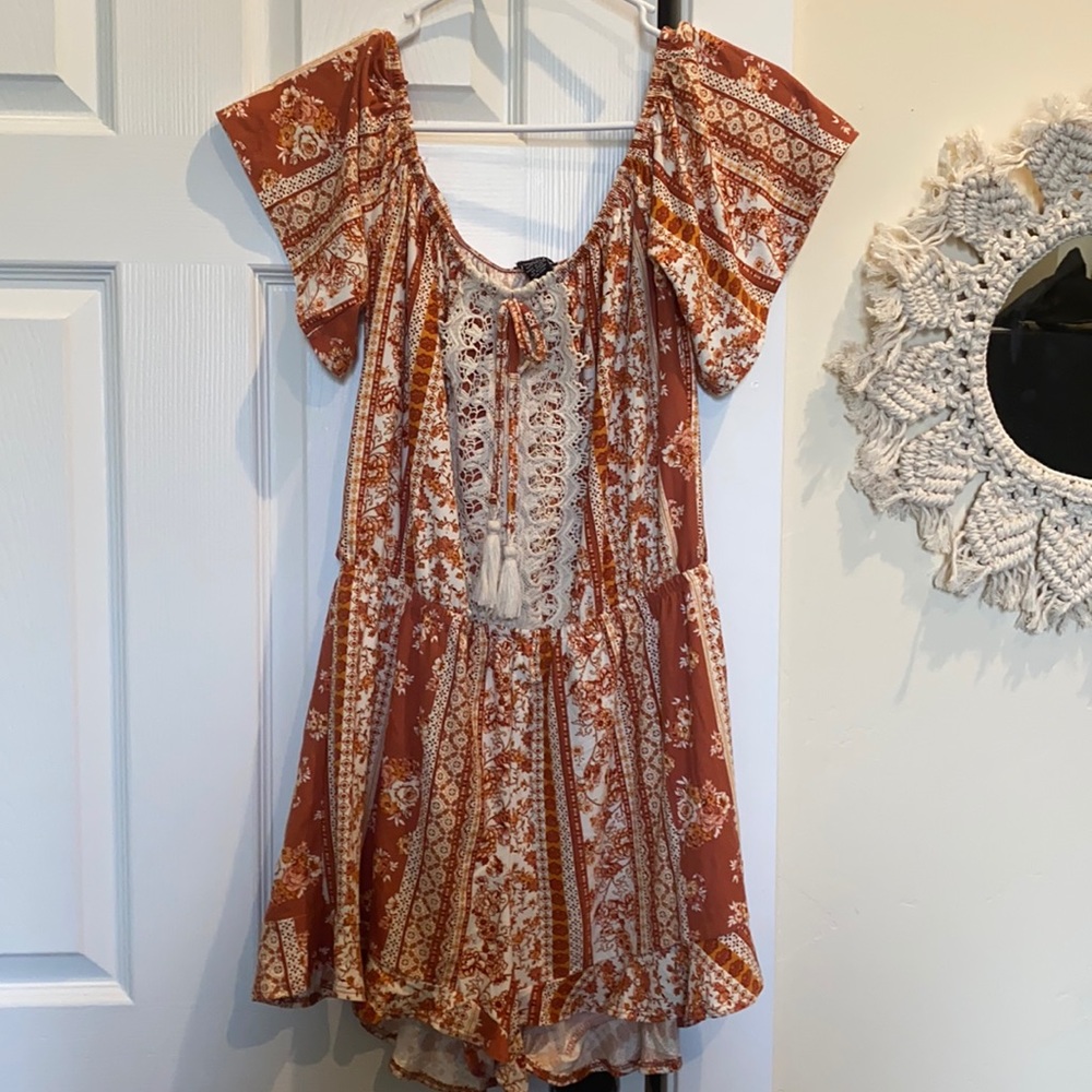 Floral Romper size Large